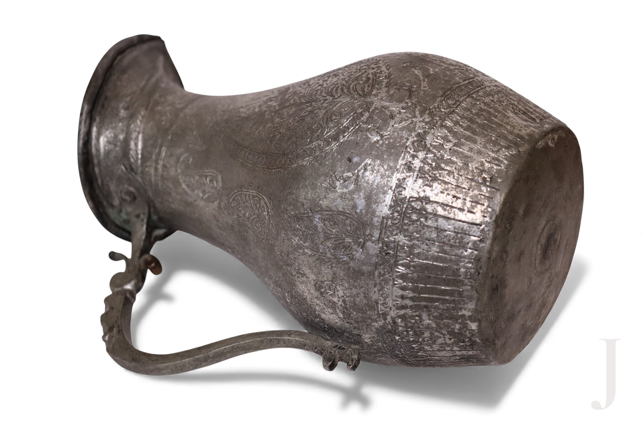 Antiker handgefertigter Wasserkrug aus gehämmertem Kupfer 25 - J