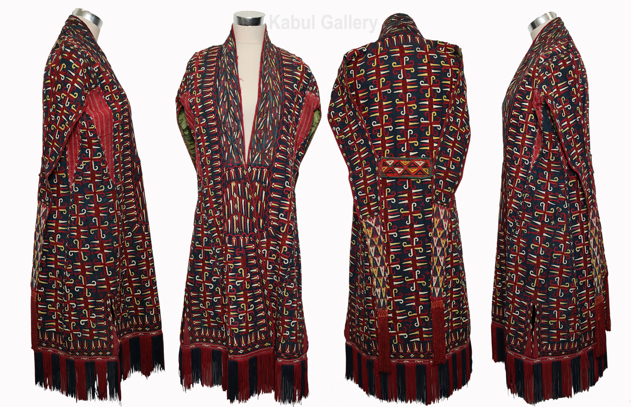 antique embroidered Woman’s Tekke Turkmen Mantle chyrpy robe Coat 19th Century black 9052/23