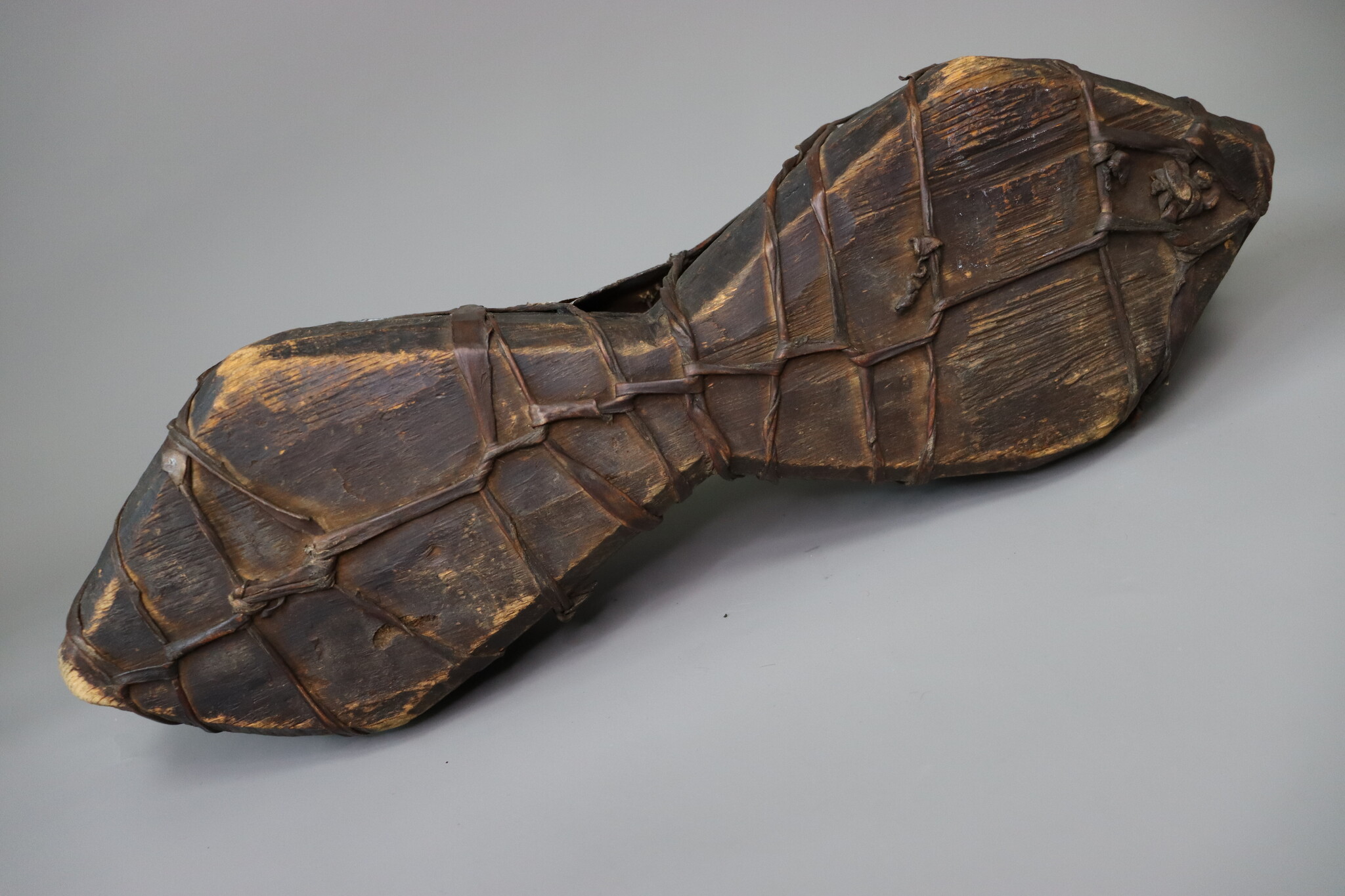 antique orient exotic musical instrument  afghanistan Nuristan kohistan harp waj wuj musik. 26B