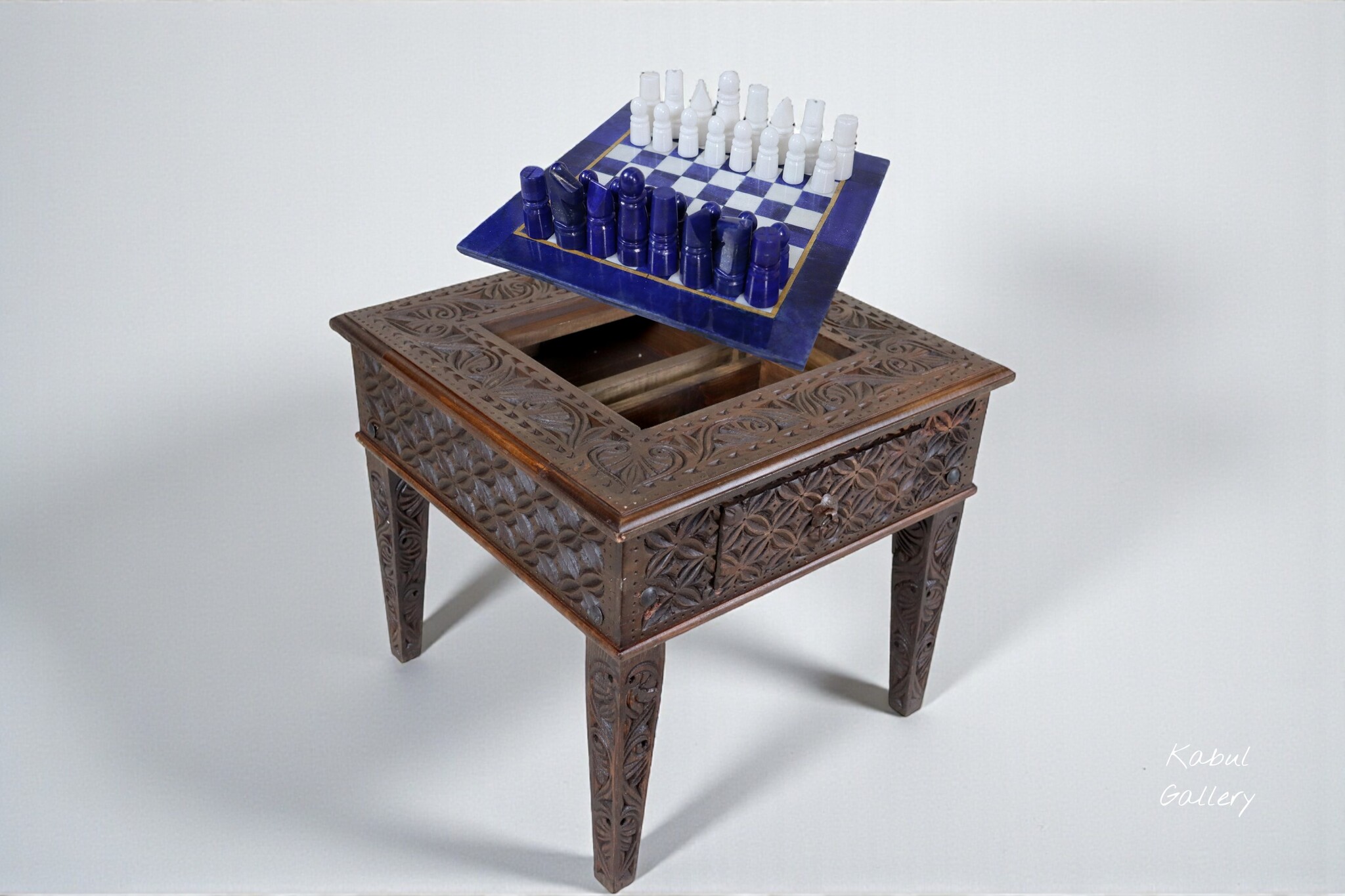 Einzigartige Massivholz handgeschnitzte schachtisch schachbrett & schachfiguren aus lapis lazuli Marmor handgefetigt Schachspiel Afghanistan
