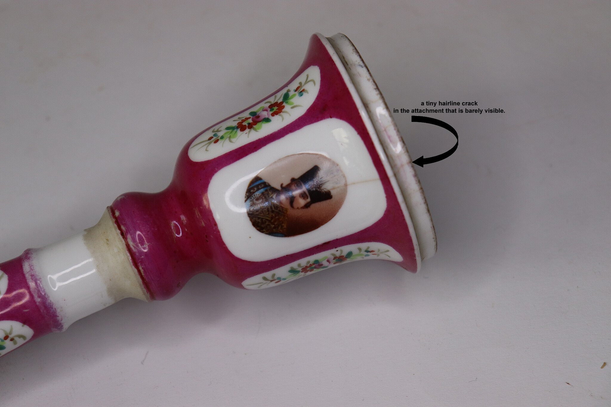 Antike orientalische Porzellan Wasserpfeife (Huqqa) Persien um 1900