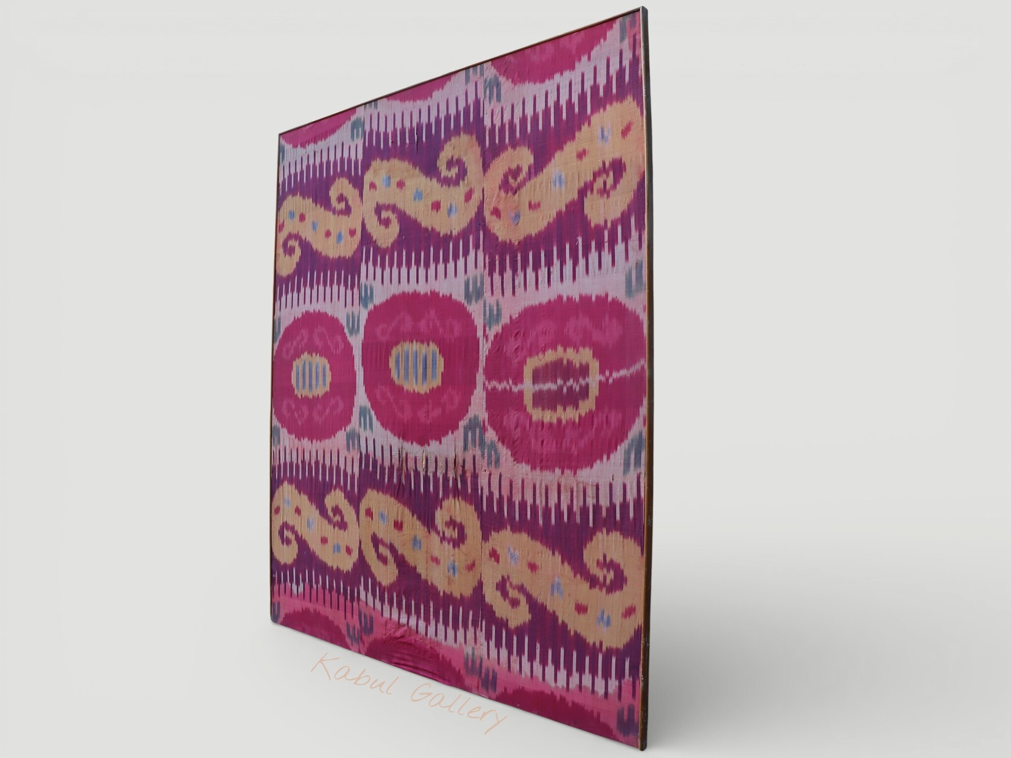 155x123 cm Antike  usbekische Seide Ikat  Wandbehang  auf Holz gespannt