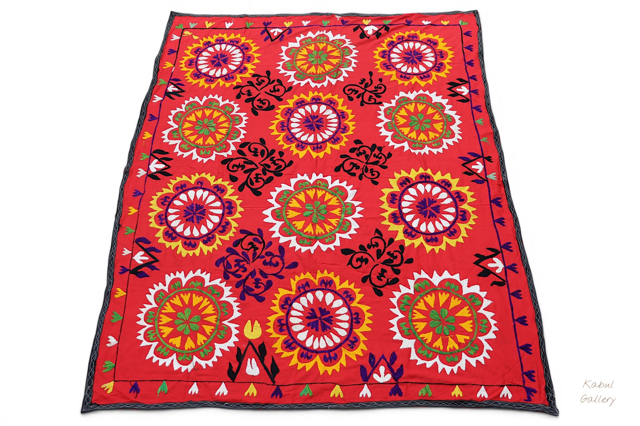 200x155 cm hand bestickte  Suzani Stickerei aus Uzbekistan  Nr:UZ26/ 1