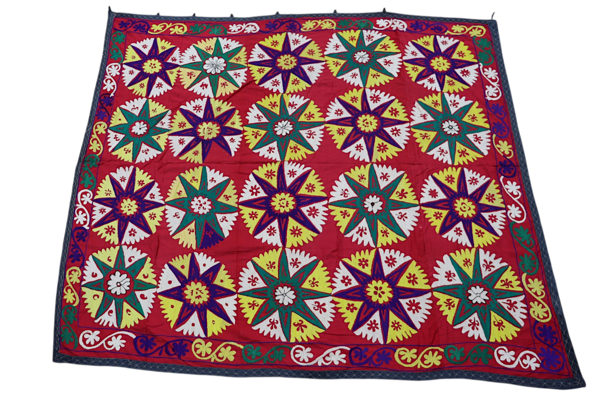 195x177  cm Hand Embroidered suzani from Uzbekistan.Tablecloth, Wall hanging, Bedspread,Bedcover No. UZ26/ 6