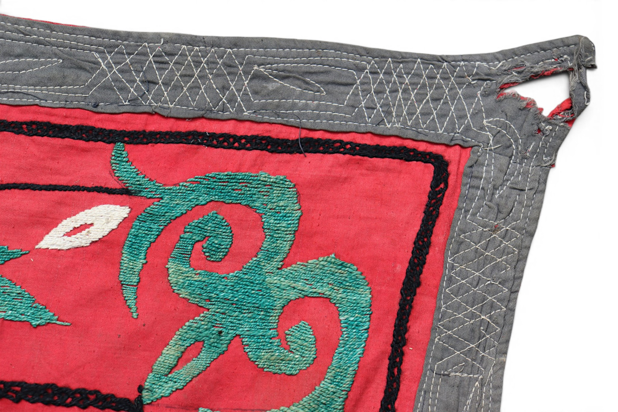 202x190  cm Hand Embroidered suzani from Uzbekistan.Tablecloth, Wall hanging, Bedspread,Bedcover No. UZ26/ - 12