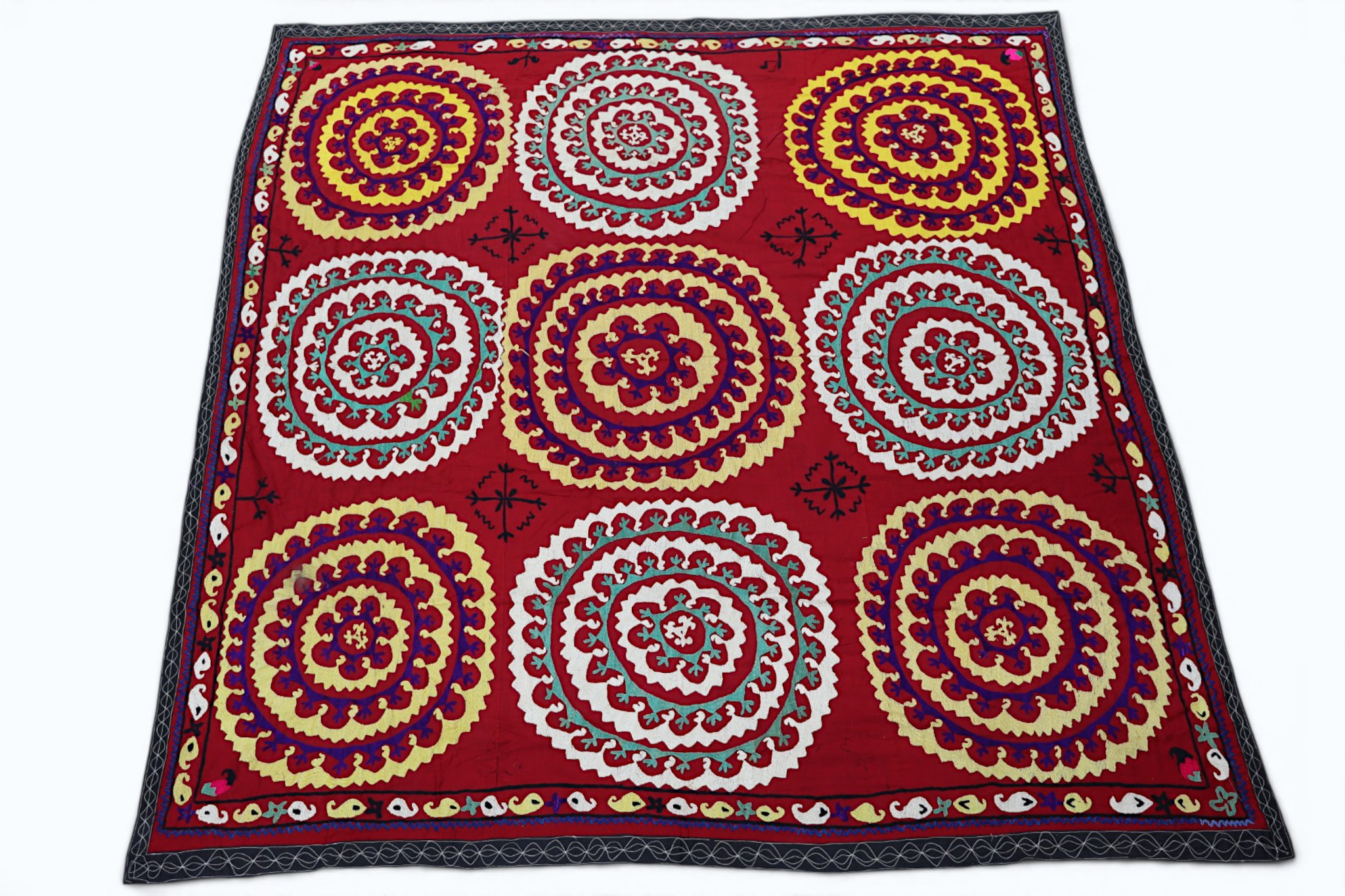 202x195  cm Hand Embroidered suzani from Uzbekistan.Tablecloth, Wall hanging, Bedspread,Bedcover No. UZ26/18