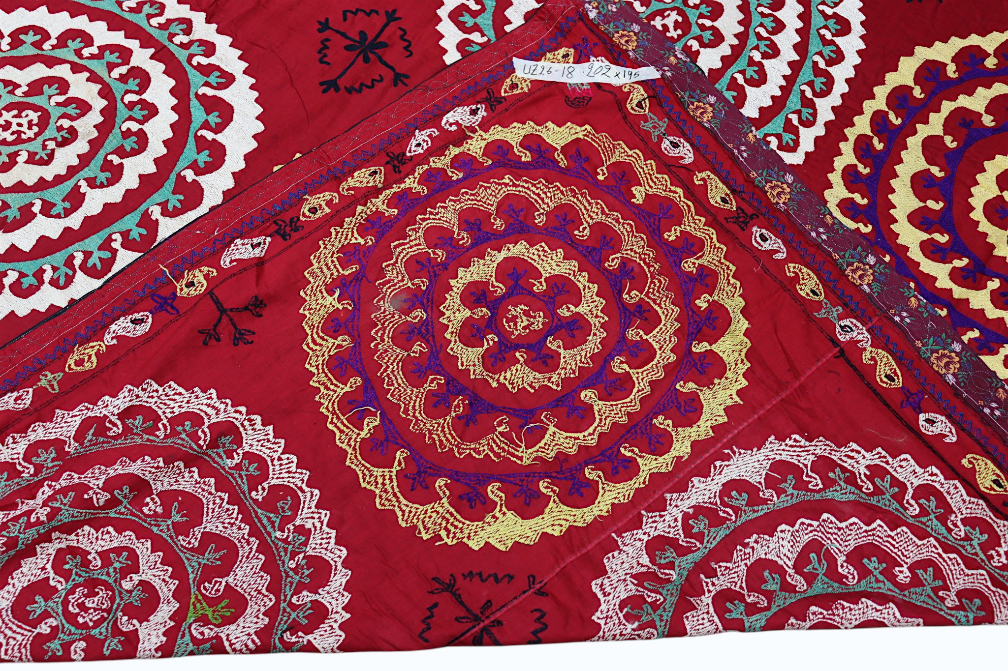 202x195  cm hand bestickte  Suzani Stickerei aus Uzbekistan  Nr:UZ26/ 18