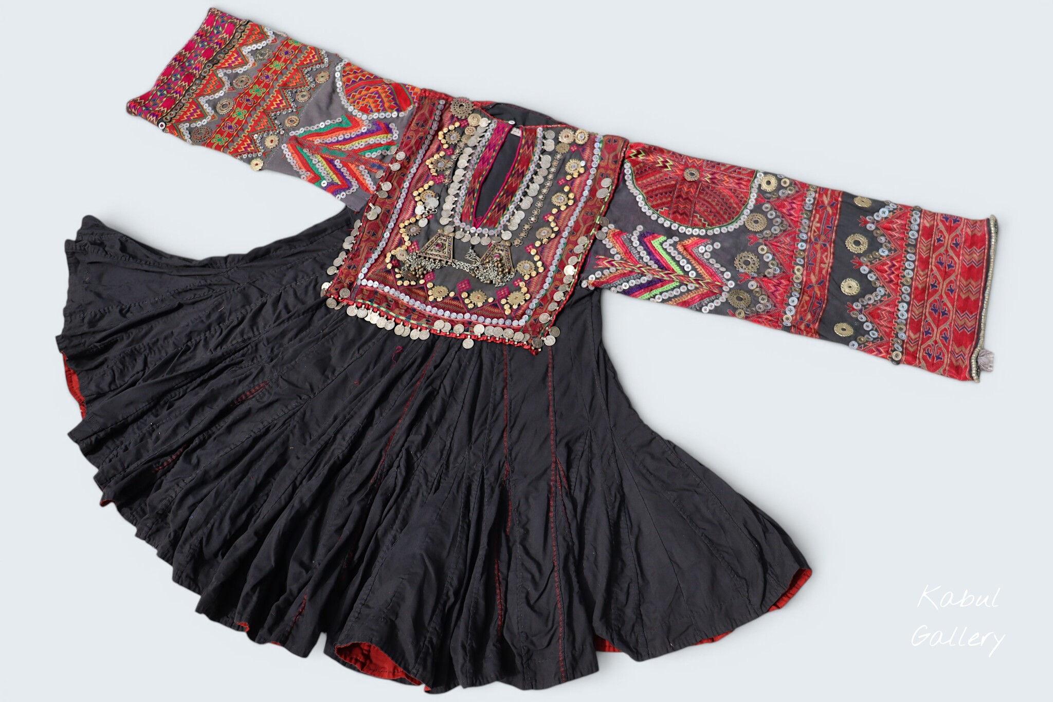antique original Pakistan Afghanistan nuristan kohistan swat Woman embroidered Dress jumlo No:WL26A