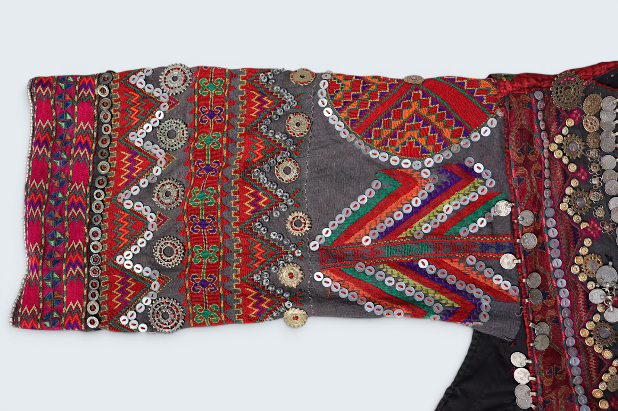 antique original Pakistan Afghanistan nuristan kohistan swat Woman embroidered Dress jumlo No:WL26A