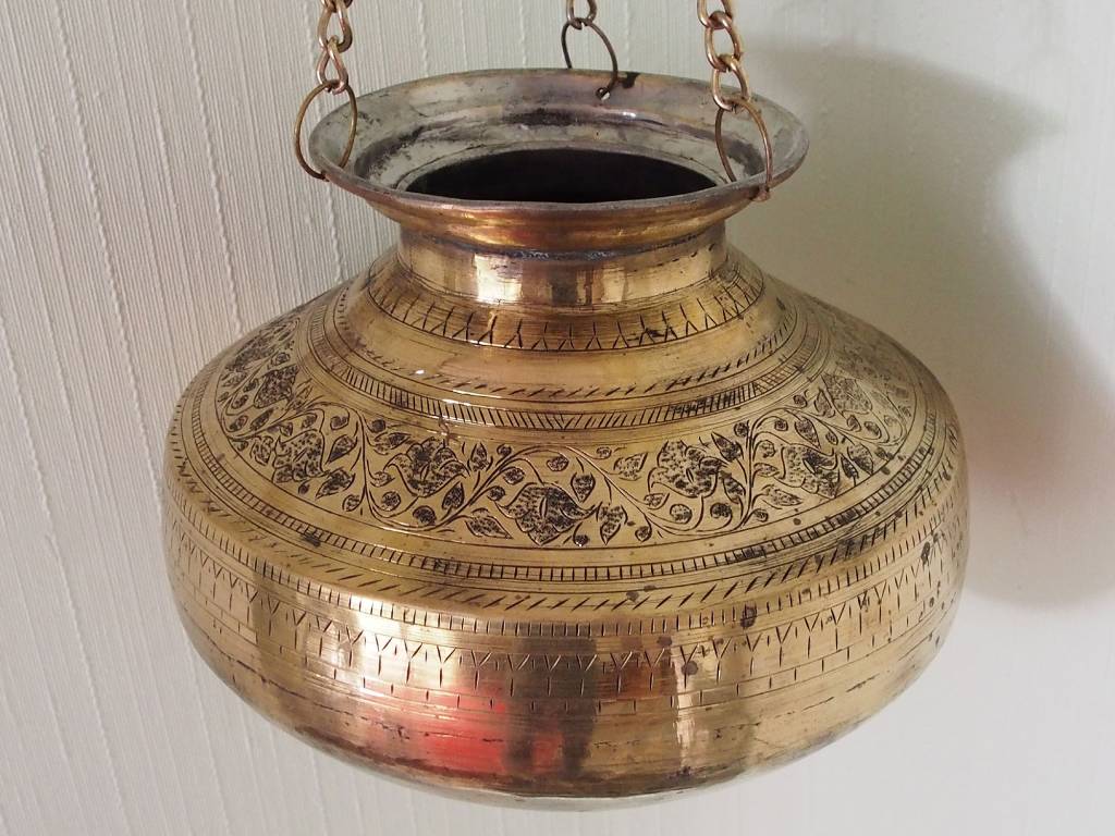 9 liters of antique solid brass orient Ayurvedic Shirodhara Panchakarma oil therapy Yoga Dhara vessel Patra india