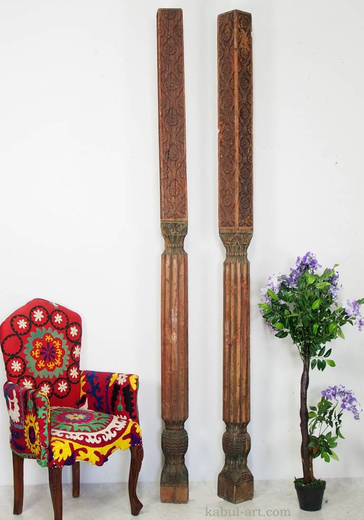 pair antique  orient solid hand-carved wooden Pillar column from Nuristan Afghanistan Pakistan  No-B