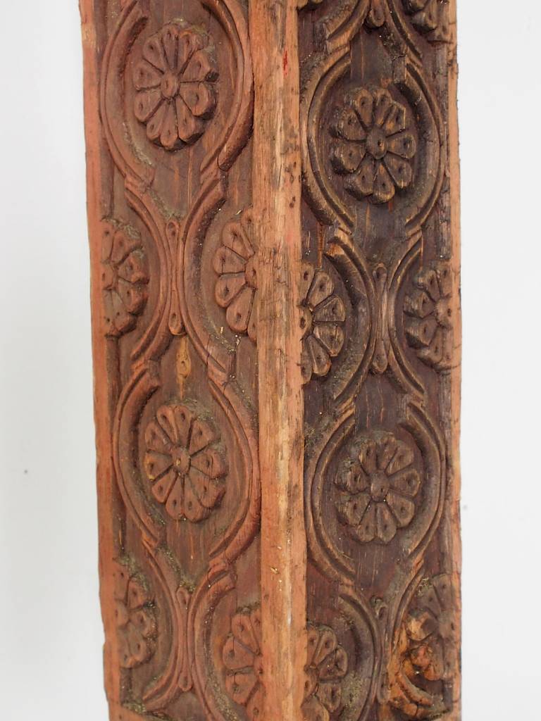 pair antique  orient solid hand-carved wooden Pillar column from Nuristan Afghanistan Pakistan  No-B