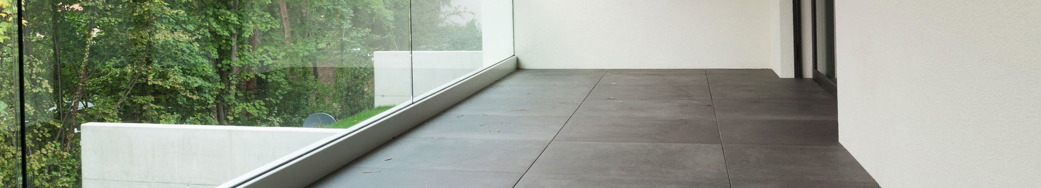Balkon coaten — waar u op moet letten