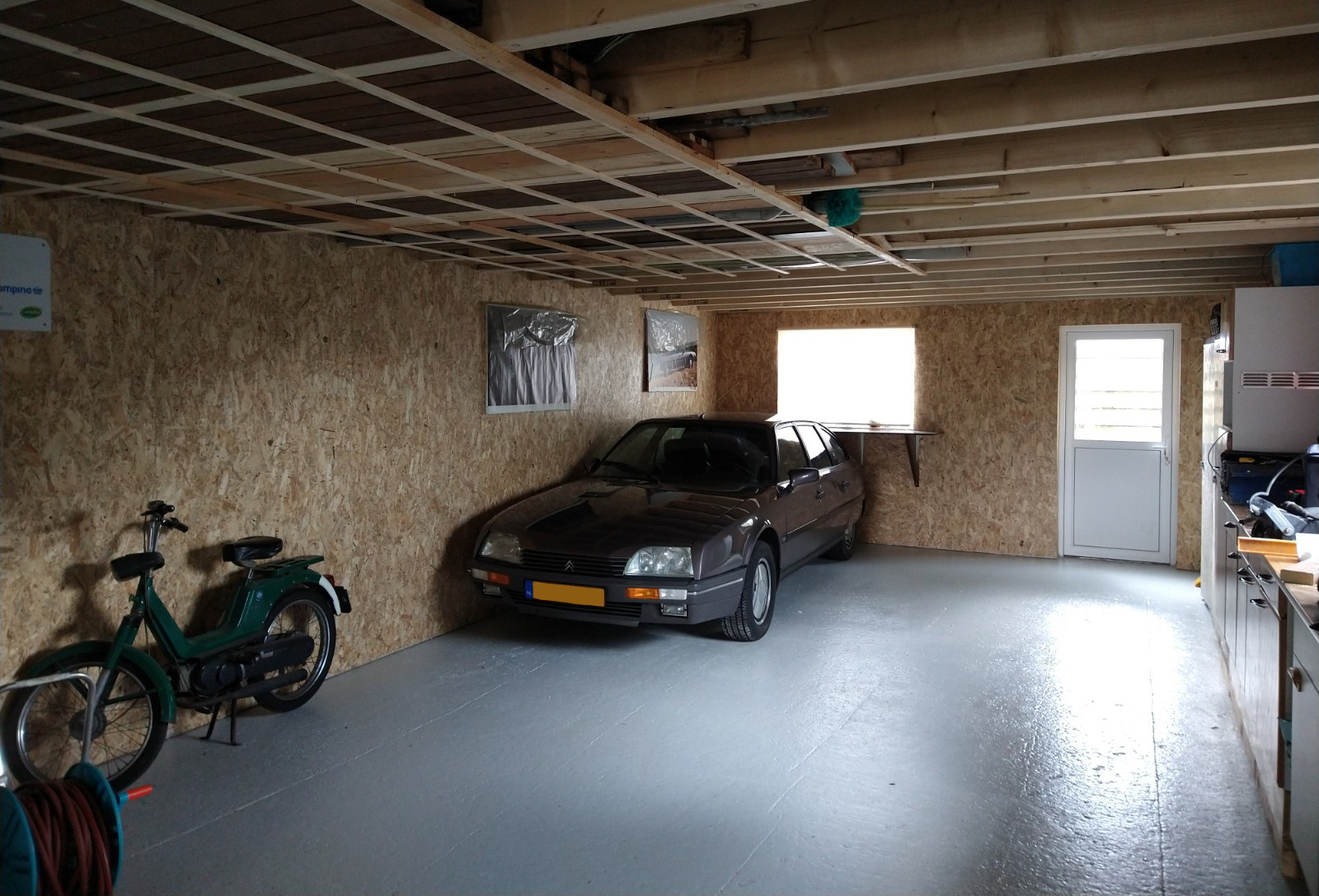 Vloercoating in garage