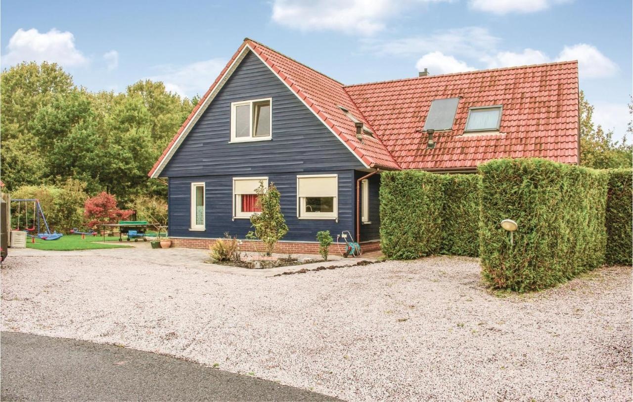Holzferienhaus lasieren