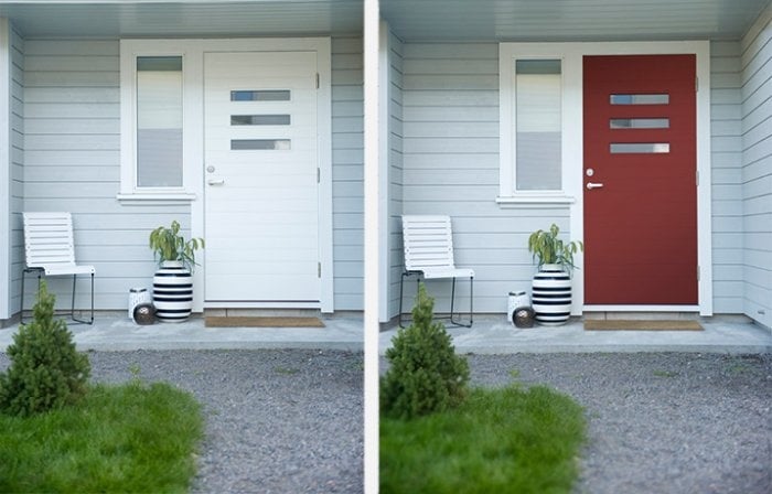 Farbvergleich einer Haustür: dieselbe Außentür weiß und rot gestrichen am selben Hauseingang