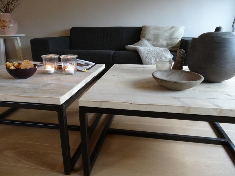 varberg' industriele salontafel steigerhout/staal open - pure wood