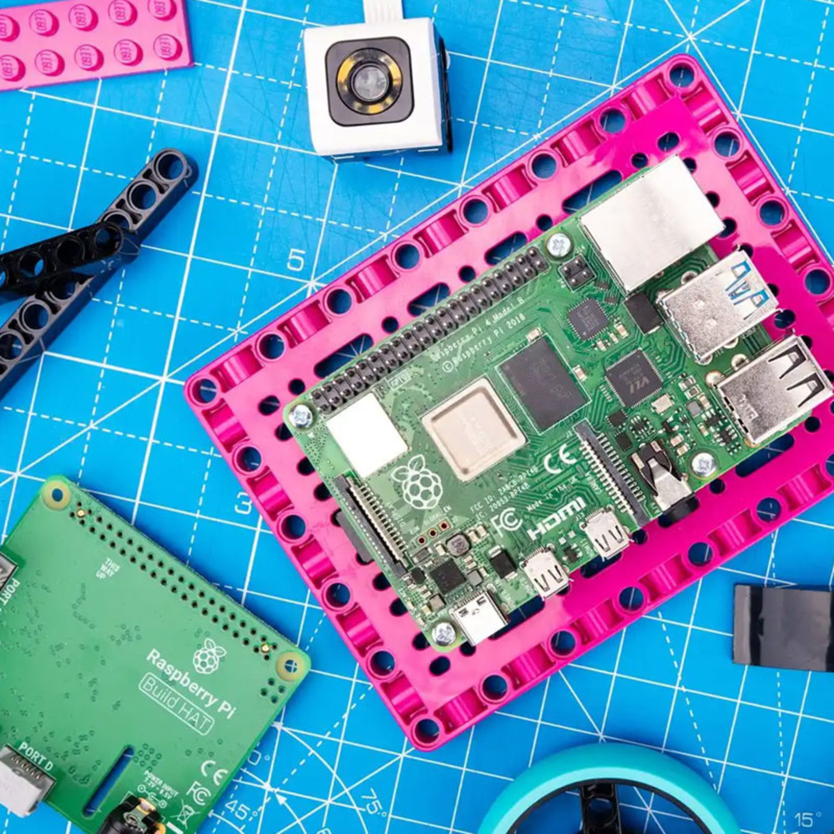 Raspberry Pi Raspberry Hat for LEGO Education motors & sensors