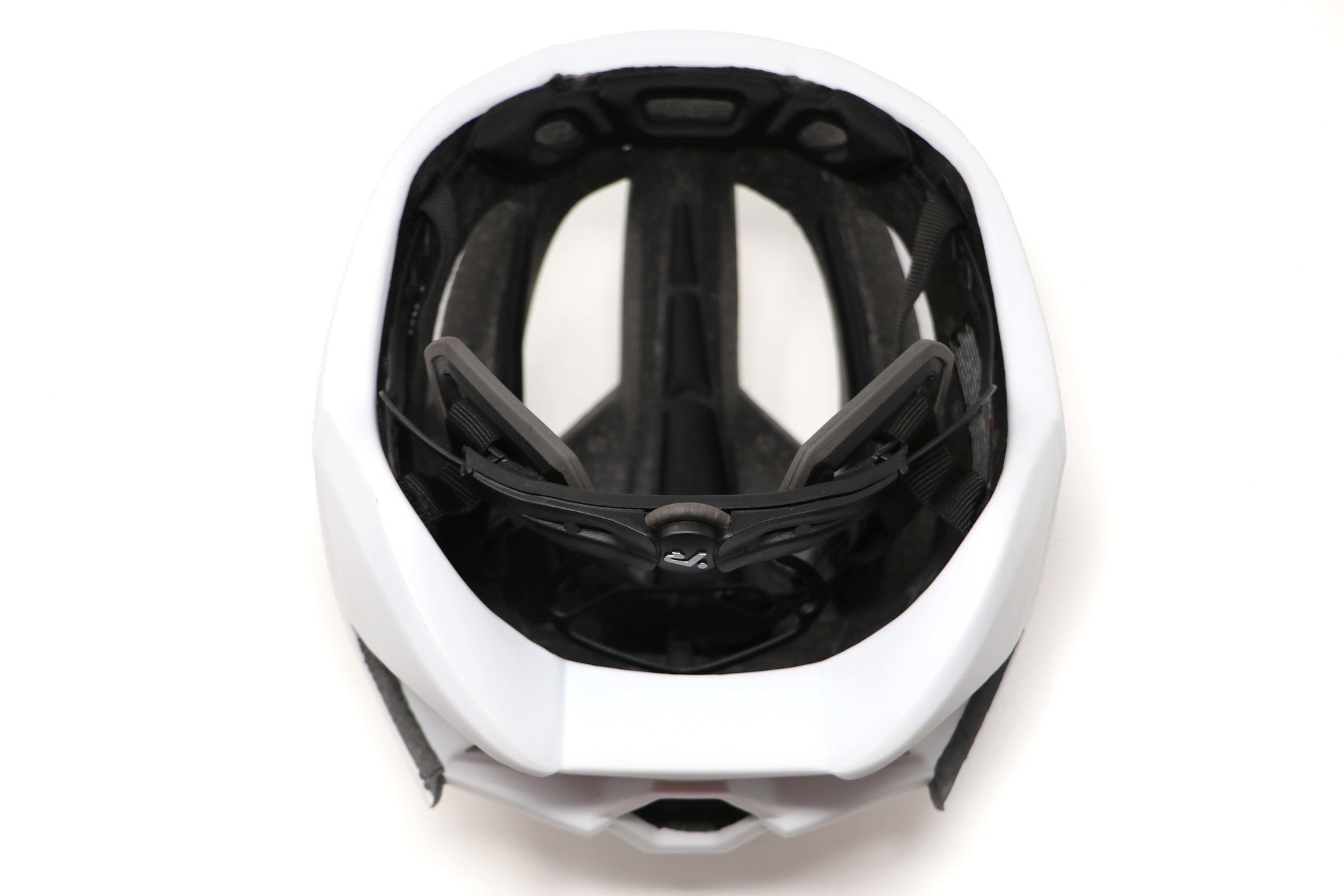Barnett R1 Casque de vélo et de ski roues BLANC