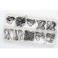 Tacklebox filled with tying hooks | 110 pcs