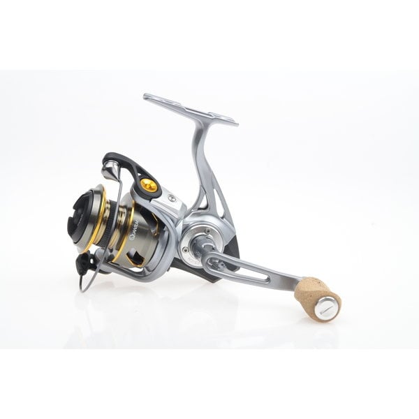 Spinning reels with front drag
