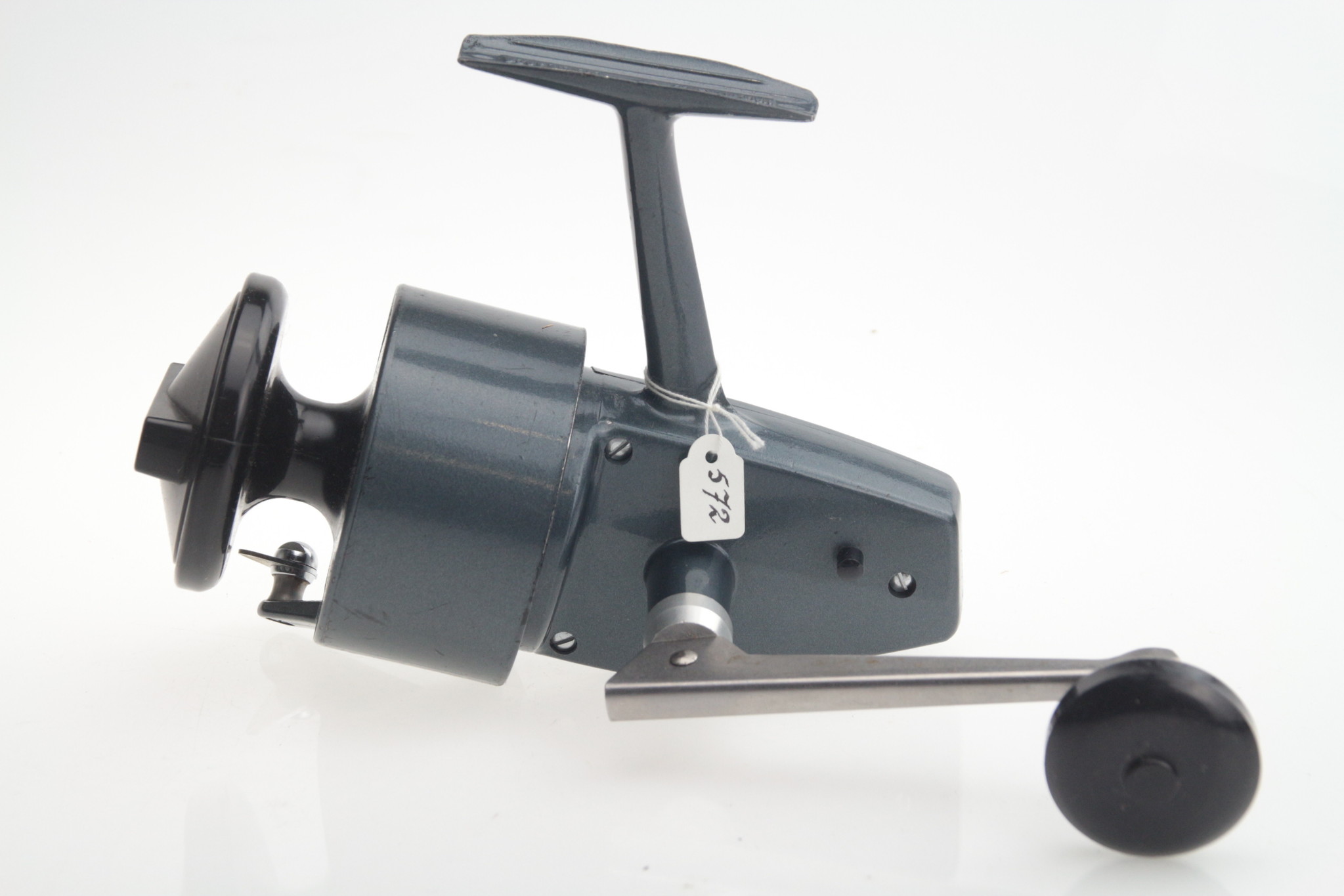 electric fishing reels battery Abyss Deep-Drop Reel - Seaborg Our tailored power cords Easy magic trick Tutorial Albie Fishing 101 | Size:5000 Series