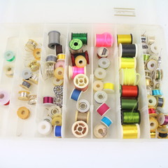 Tacklebox filled with tying threads | 75 pcs