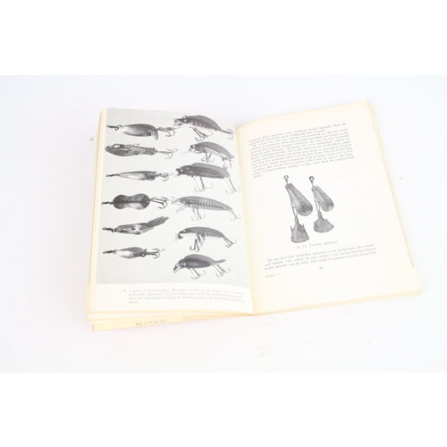 Rovers, dienders en kannibalen - A. van Onck, C.J. Van Beurden | boek