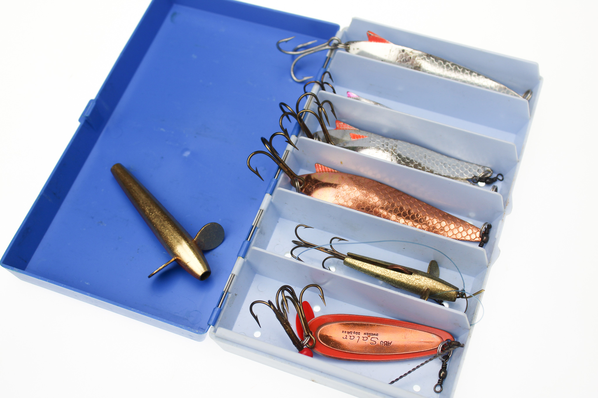 ABU tacklebox small filled with vintage 8 ABU spoons / spinners - CV Fishing