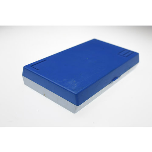 ABU tacklebox small gevuld met vintage 8 ABU lepels / spinners