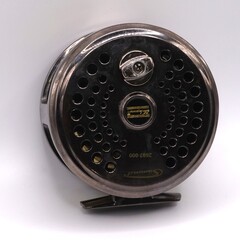 Shakespeare Shakespeare  |Summit | 2687 000 | Salmon vliegvis reel