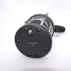 Comorien | Seacor 355 | moulinet de pêche en mer