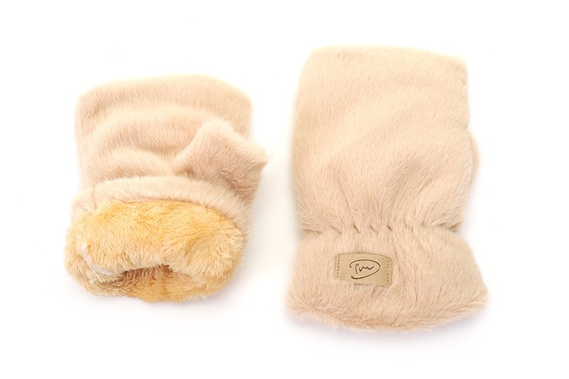 I'm Dutch Vingerloze wanten Are sand