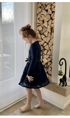 LoFff mt 104 jurk lace dark blue V