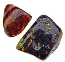 Tumbled stones from Baltic amber