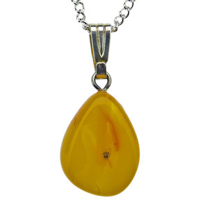Amber necklace pendant