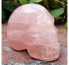 Rose quartz skull 6 cm and 230 grams