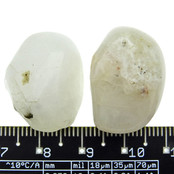 Kryoliet (of cryoliet) is een zeldzaam aluminium sulfide mineraal