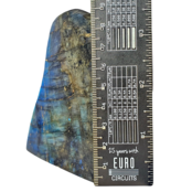 Labradoriet staander, 635 gram Labradoriet staander, 635 gram