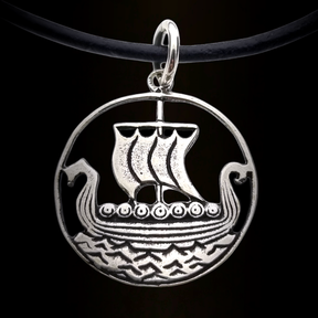 Zilveren hanger viking schip