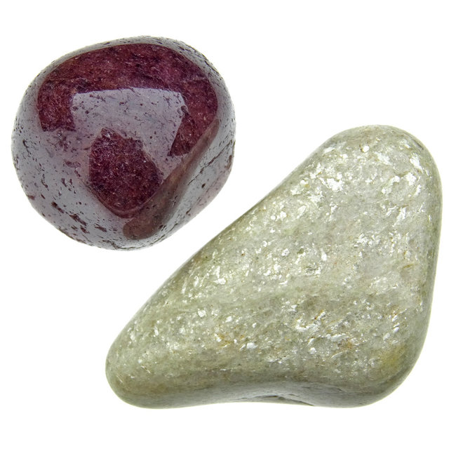 Aventurine, the cheerfully colored quartz variant Aventurine, the cheerfully colored quartz variant