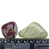 Aventurine, the cheerfully colored quartz variant Aventurine, the cheerfully colored quartz variant