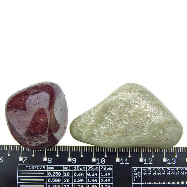 Aventurine, the cheerfully colored quartz variant Aventurine, the cheerfully colored quartz variant