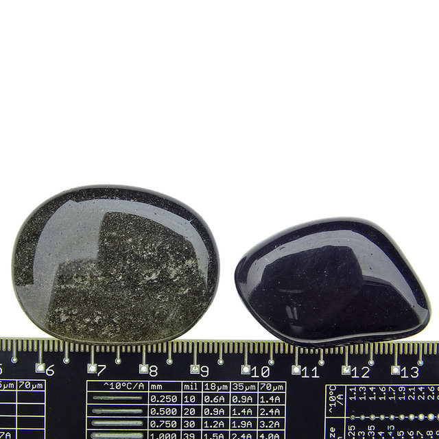 Goldsheen and rainbow obsidian, volcanic glass Goldsheen and rainbow obsidian, volcanic glass
