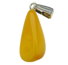 Beautiful pendant of baltic amber