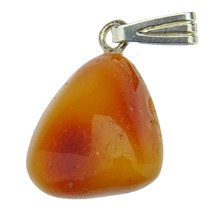 Beautiful pendant of baltic amber