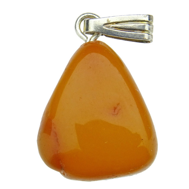 Mooie hanger van baltisch barnsteen Mooie hanger van baltisch barnsteen