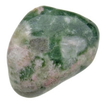 Diopside tumble stone