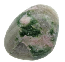 Diopside tumble stone