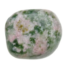 Diopside tumble stone